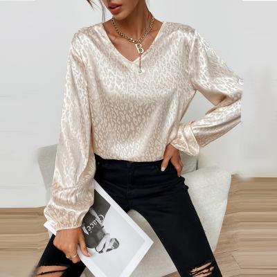 China Spring Anti-pilling Women's Spring V-Neck Sweater Leopard Print Upper Silk Jacquard Long Sleeve Shirt for sale