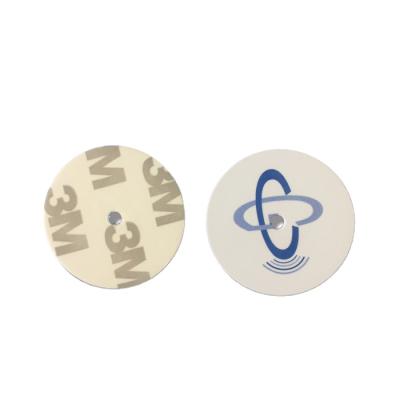 China Waterproof / Weatherproof To Customize Printing NFC NTAG 213 Media Share rfid sticker social nfc waterproof stick tag for phone for sale