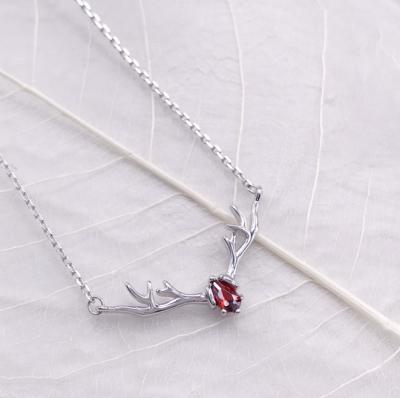 China CLASSIC 925 Sterling Silver Red Stone Elk Moonstone Christmas Antler Chain Pendant For Birthday for sale