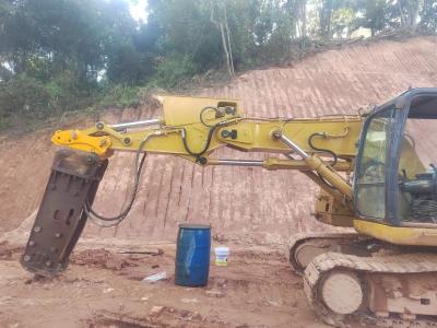 China Short Excavator CAT320 Tunnel Arm Multipurpose Q355B Material for sale