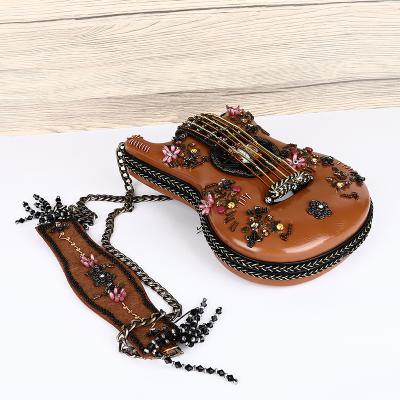 China Angelkiss Daily Used Handmade Chained Beaded Bag Carteras y Bolsos De Mujer Luxury Party Guitar Shaped Evening Clutch Bags Messenger Bag for sale