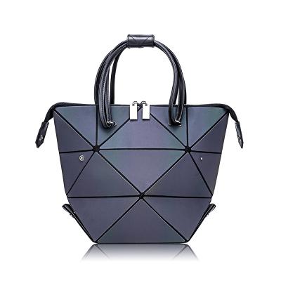 China Waterproof Geometric Variable Shape Bright Ladies Bag Large Handle Woman Handbags Purses and Holographic Handbags for sale