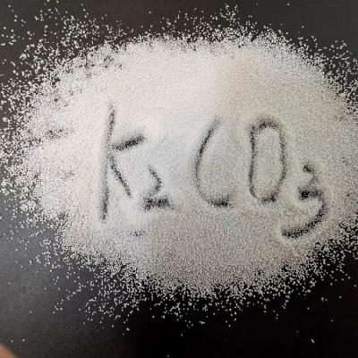 Cina Bianco Carbonato di Potassio Granulare K2CO3 Prezzo, Purezza 99,5% Carbonato di Potassio Usato nella Vernice di Saldatura in vendita