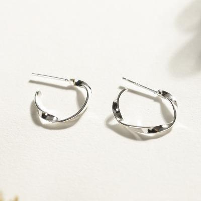 China Vershal SE007 CLASSIC Sterling Silver Chic Design Wave unique design twisted C-shape stud earrings for sale