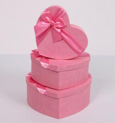 China Recyclable 3365 Shihao Heart Shape High Quality Paper Box With Ribbon Tie for sale