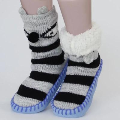 China Kids Boys Girls Anti-slip Winter Knitted 3D Animal Home Floor Socks Indoor Booties with Sherpa Lining and Anti-Slip Outsole for sale