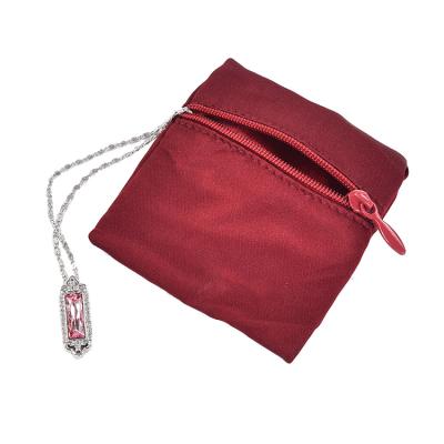 China Jewelry Display OEM Square Zipper Satin Red Velvet Small Jewelry Gift Bag Packaging Velvet for sale