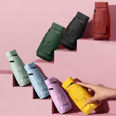 China New Design CLASSIC Five Pill Umbrella Folding Mini Sun Rain Pocket Folding Umbrella Business Gifts UV Umbrella for sale