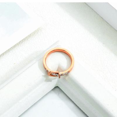 China 2021 new design 18k Rose Gold Stainless Steel FASHIONABLE antifading belt buckle index finger ring for women for sale