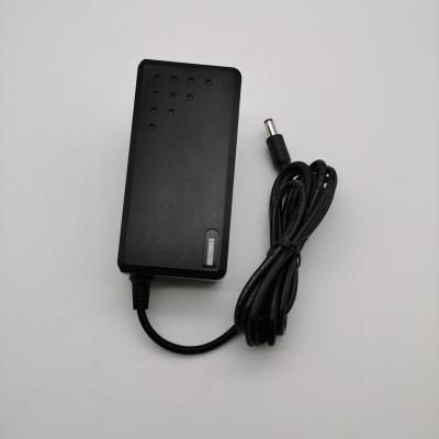 China Tablet AC US Plug 24V2.7A Power Charger with 1.8M Cable and DC 5525 Connector Wall Mount Power Adapter for sale