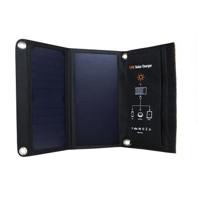 China Amazon Best Selling Sunpower Dual USB 15 Wattage Solar Panel Foldable Charger For Mobile Phone for sale