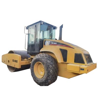 China Retail Cheap Used Caterpillar CS683E Single Drum Compactor , Japan Made 20 Ton CAT 683 Road Roller In China for sale