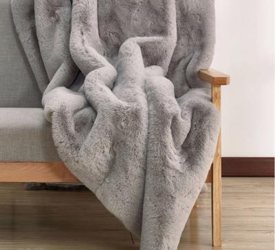 China PORTABLE Natural High Quality Rabbit Fur Coat Style Faux Fur Throw Hooded Blanket for sale