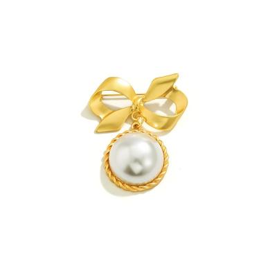 China Fashionable Hot Selling Large Pearl Bow Brooch Imitation Brooch Silk Scarf Buckle For Women for sale