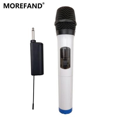 China Professional BT microphone singing handheld use charging wireless karaoke microphone digital microphone for sale