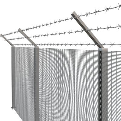 China Galvanized Airport Perimeter Fence 50*100mm 50*150mm Hole Y Post Fence for sale