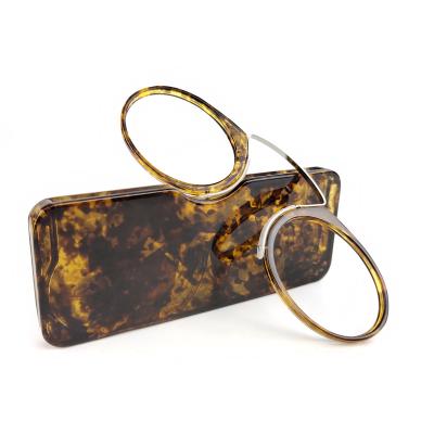 China Fashion TR90 Small Pocket Reading Glass Leopard Fashion Optical Frames Portable Thin Armless Glasses for sale