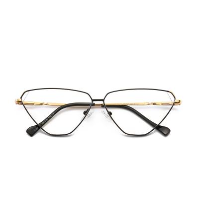 China Optical Frames Shape Cat Eye Metal Frame Eyeglasses Frame Designer Silver Optical Glasses Optical Eyeglasses for sale