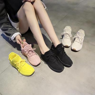 China Running shoes 2022 new design women sports shoes female wholesale sneakers for women yellow sports shoes for sale