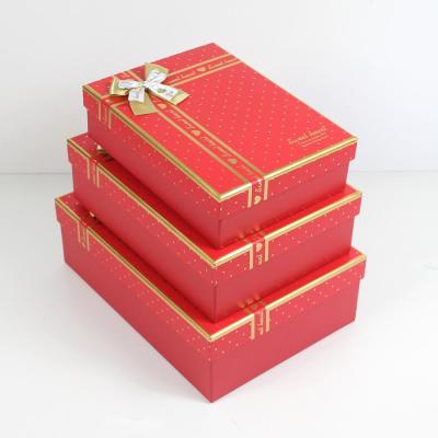 China Recyclable 3pcs Flower Gift Paper Box Rectangular Cardboard Box Set with Silver Thermoprint on Surface for sale