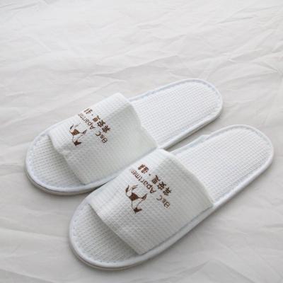 China Disposable Cheap Open Toe Terry One Time Use Disposable Spa Waffle Slipper for sale