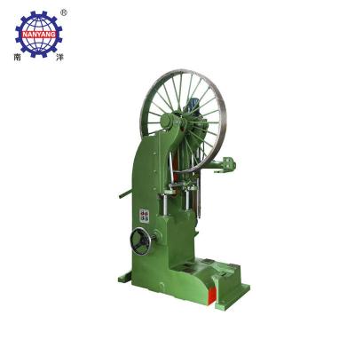 China MJ3113B VERTICAL Wood Cutting Vertical Band Saw Machine For Wood Working for sale