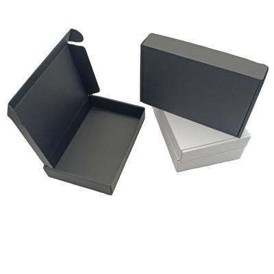 China Handmade Cheap Best Price Medium Size Eco-Friendly Small White Black White Mailing Corrugated Paper Box for sale