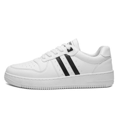 China Men'S Casual Sneakers 2024 Spring New Style Fashionable All-Match White Sneakers PVC sole shoes for sale