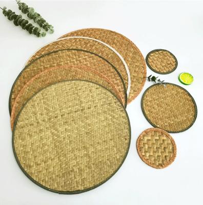 China Other Handwoven Water Hyacinth Weave Round Luxury Grass Color Area Rug Natural Place Mat for sale