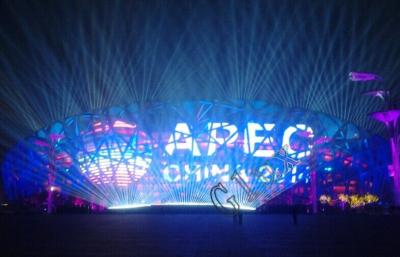 China Outdoor Video Curved LED Screen P15.6 LED Strip Curtain for Sports / Events for sale