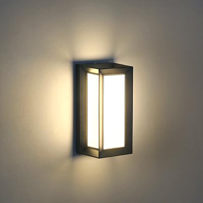 China New Nice Square Outdoor Wall Light Residential Wall Light White Mounted Outdoor Led Wall Lights for sale