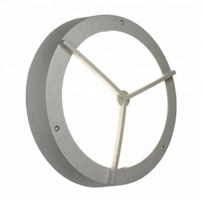 China IP65 Outdoor Metal Round Light Gray Garden Wall Polycarbonate Floodlight Bulkhead Outdoor Bulkhead Light for sale