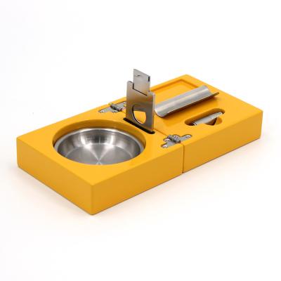 China Wood made in china promotion ashtray yellow lacquered wholesale custom wood cigar ashtray for sale