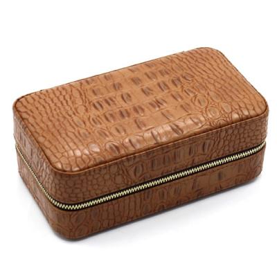 China Custom Modern Leather Made In China Mahogany Luxury Cedar Wood Shelves Leather Travel Cigar Case Humidor for sale