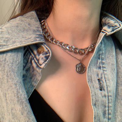 China Simple Necklace Exaggeration Europe And America Alloy Necklace Pendant Chain Human Leading Imperial Necklaces for sale