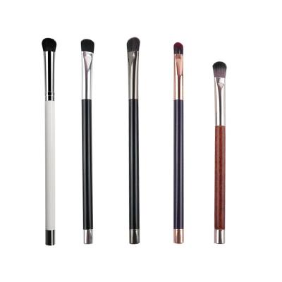 China Sweep Colored Single Wood Handle Synthetic Eyeliner Makeup Eyeshadow Brush for sale