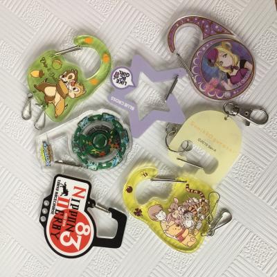 China Materieller kundenspezifischer Carabiner-Schlüsselring Anime-acrylsauerentwurf mit 3mm Stärke zu verkaufen