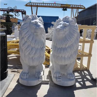 Китай Marble Lion Sculpture Life Size Animal Statue Hand Carved Villa Entrance Decorative Outdoor продается