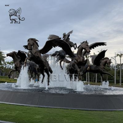 Китай Bronze Horses Fountain Outdoor Horse Sculpture Water Fountain Modern Large Size Garden Decoration продается