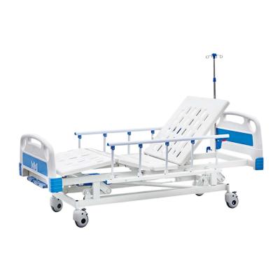 China Hospital and clinic comfortable 3 function manual bed with 4 removable casters for sale