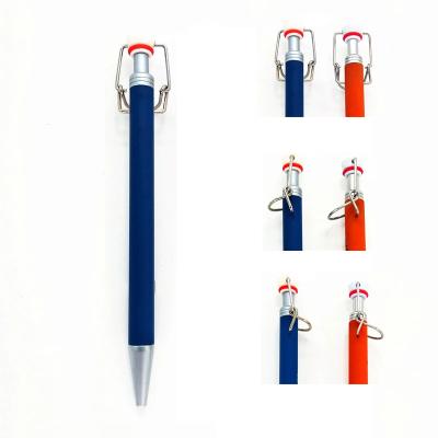 China Plastic Tip Pen Creative Metal Pothook Pen Swing Top Pen Matching The Wine Bottle Design for sale