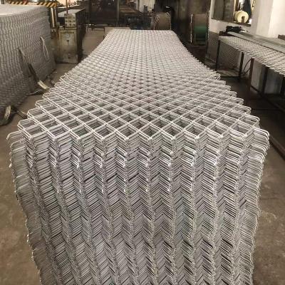 China Durable And Decorative Fashion Ceiling Or Factory Skid Proof Wire Mesh Walkway Aluminum for sale