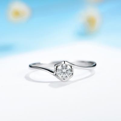 China CLASSIC 0.5 CT Floral Band Solitaire with Side Accents Engagement Ring 10K White Gold Diamond HPHT Synthetic CVD Diamond Ring for sale