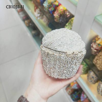 China 2021 High Quality Wholesale Price Women Evening Party Evening Purse Clutch Bag Grabs Silver Wedding Luxury Crystal Bag for sale