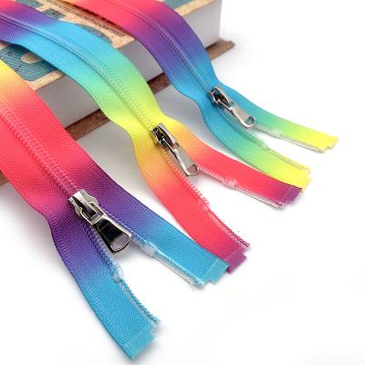 China Automatic Lock China Supplier Wholesale 60CM Customizable Height Sophisticated Open Rainbow Zipper Used For Home Textiles for sale