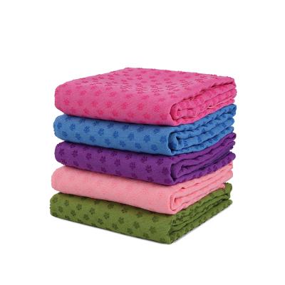 China Sustainable Customizable Multicolor Microfiber Embroider Non Slip Sport Flower Pattern Yoga Towel for sale