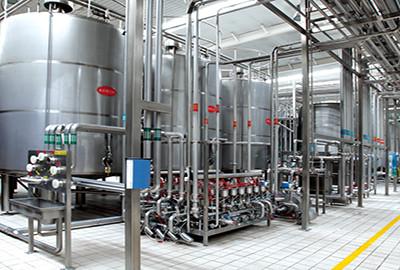 China Linha de processamento combinada do leite pasteurizado para o processamento de suco da planta e de fruto à venda