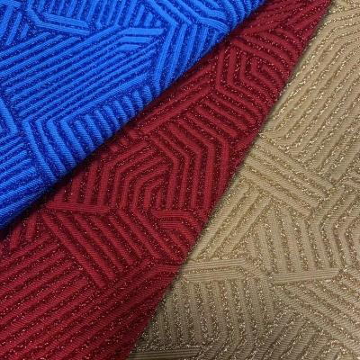 China Metallic poly knitted lurex jacquard fabric  for hot  sale polyester knit metallic jacquard fabric with spandex fashion textile fabric for sale