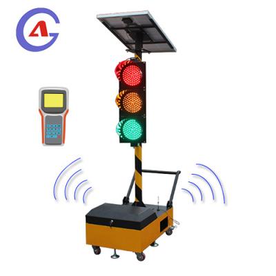 China Convenient wireless road construction temporary moveable mobile 200mm remote control solar powered traffic light for sale