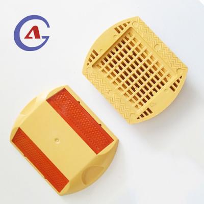 China High Visible Double side ABS plastic tachas reflectivas yellow/white highway cat eye road stud for sale